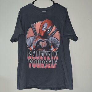 Marvel Deadpool “Believe In Yourself” Men’s Shirt (Previously Owned)